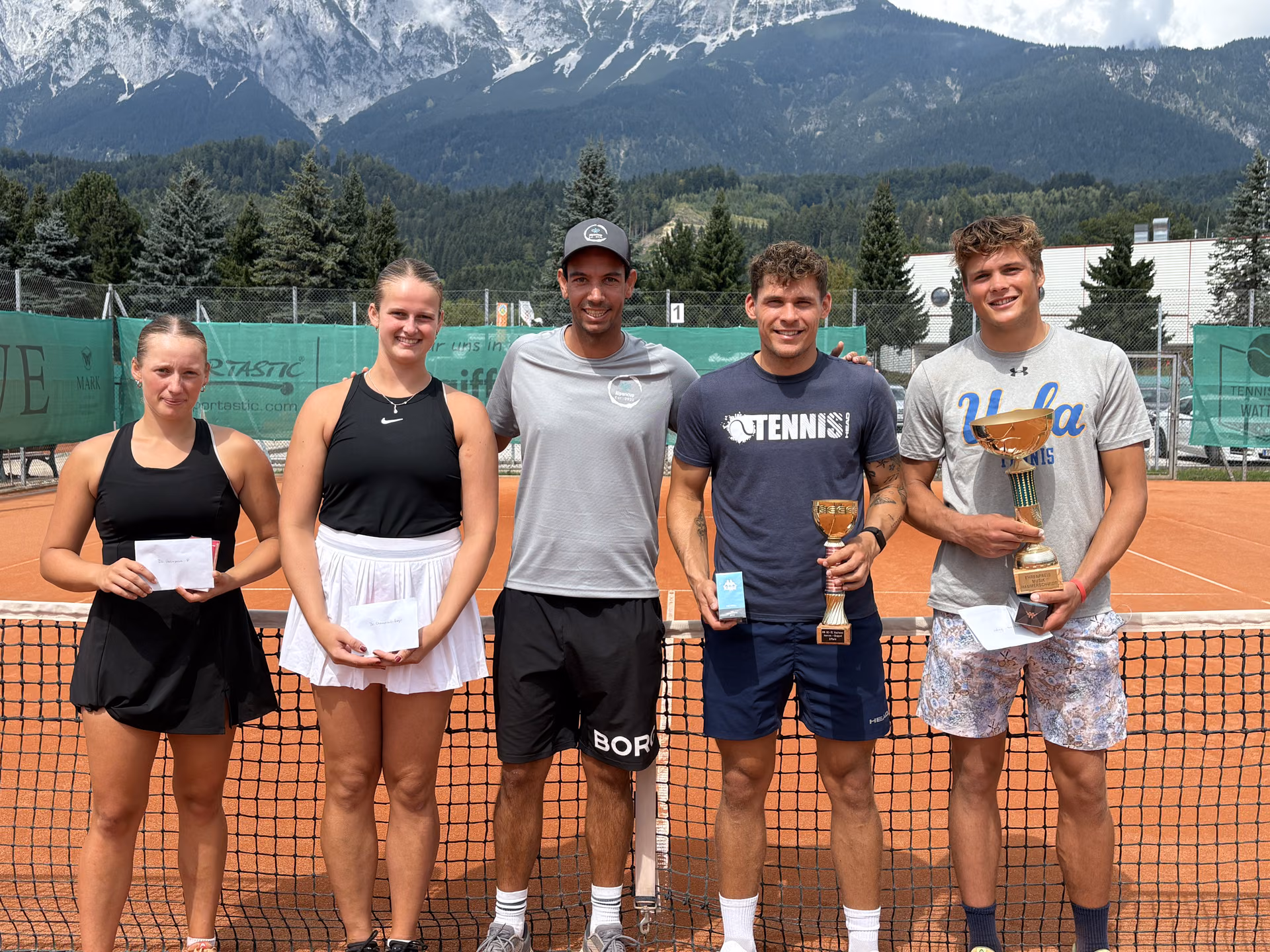 Siegerfoto beim Alpencup